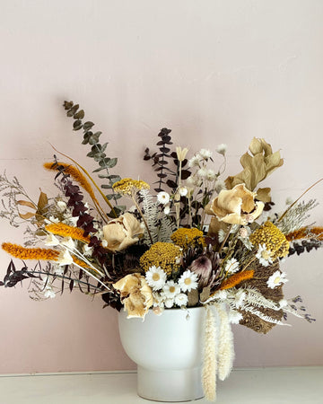 Dried Flower Arrangement The Goldie XL